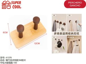 Gancho perchero adhesivo